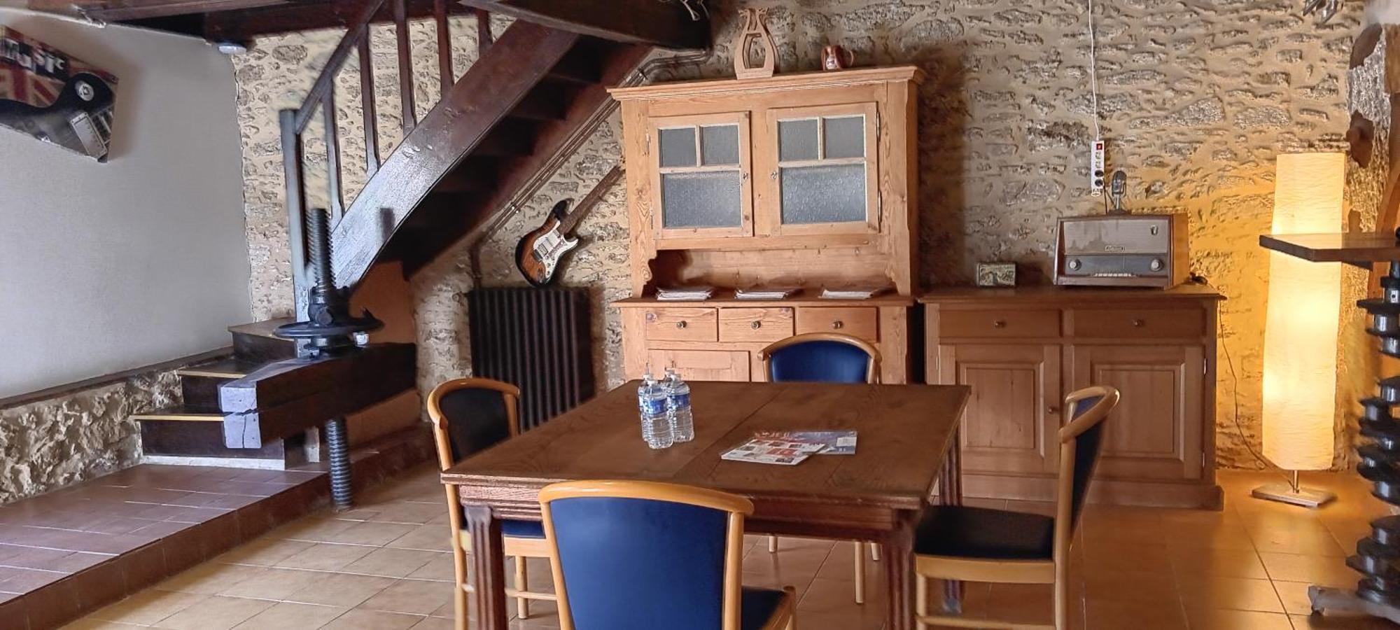 Gite Au Moulin Du Comte Bourrouillan Exterior foto